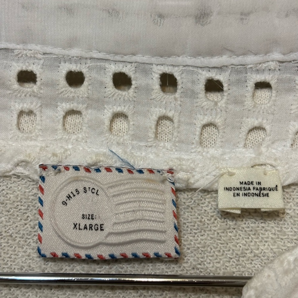 Anthropologie 9-H15 Stcl Layered, Eyelet/Mesh Vibes Buttoned Hem Short Sleeve - Picture 5 of 6